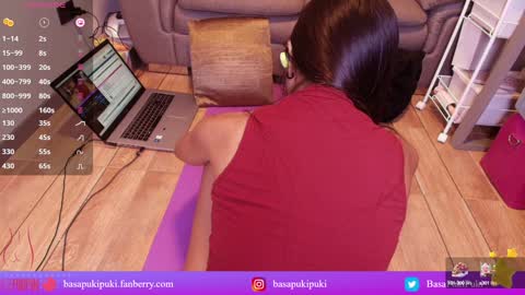 PukiPuki online show from January 8, 2025, 4:54 pm