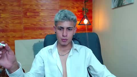 Snapshot of bastiaan_28 chatting on December 18, 2024, 3:04 am Bastian online show from December 18, 2024, 3:04 am