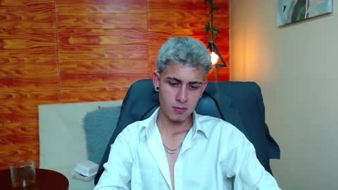 Snapshot of bastiaan_28 chatting on December 18, 2024, 9:14 am Bastian online show from December 18, 2024, 9:14 am