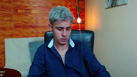 Snapshot of bastiaan_28 chatting on December 19, 2024, 1:18 am Bastian online show from December 19, 2024, 1:18 am