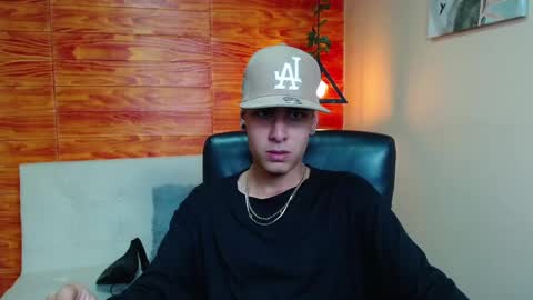 Snapshot of bastiaan_28 chatting on December 31, 2024, 7:53 am Bastian online show from December 31, 2024, 7:53 am