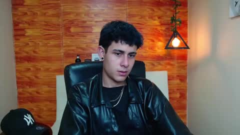 Snapshot of bastiaan_28 chatting on January 10, 2025, 7:04 am Bastian online show from January 10, 2025, 7:04 am