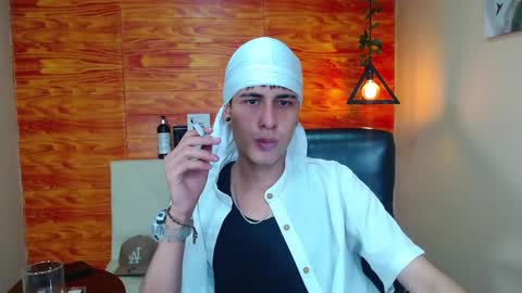 Snapshot of bastiaan_28 chatting on January 15, 2025, 1:12 am Bastian online show from January 15, 2025, 1:12 am