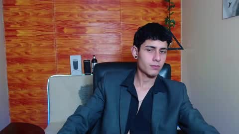 Snapshot of bastiaan_28 chatting on January 18, 2025, 7:07 am Bastian online show from January 18, 2025, 7:07 am