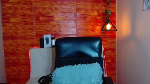 Snapshot of bastiaan_28 chatting on January 22, 2025, 4:02 am Bastian online show from January 22, 2025, 4:02 am