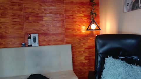 Snapshot of bastiaan_28 chatting on February 8, 2025, 6:33 am Bastian online show from February 8, 2025, 6:33 am