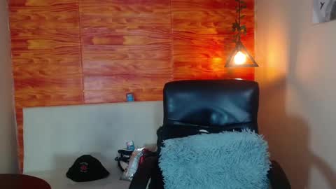 Snapshot of bastiaan_28 chatting on March 3, 2025, 3:08 am Bastian online show from March 3, 2025, 3:08 am