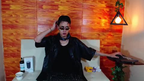 Snapshot of bastiaan_28 chatting on March 8, 2025, 2:34 am Bastian online show from March 8, 2025, 2:34 am