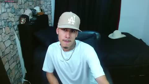 Snapshot of bastiaan_28 chatting on June 14, 2026, 2:20 am Bastian online show from June 14, 2026, 2:20 am