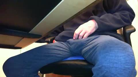 BateBro13 online show from February 27, 2026, 2:28 pm