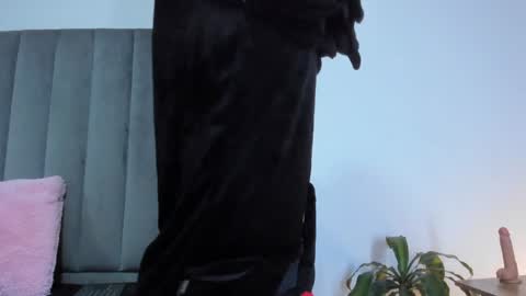 Snapshot of bathory_vamps chatting on January 18, 2025, 2:33 pm online show from January 18, 2025, 2:33 pm