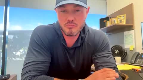 Snapshot of batman25326 chatting on February 11, 2025, 9:46 pm batman25326 online show from February 11, 2025, 9:46 pm