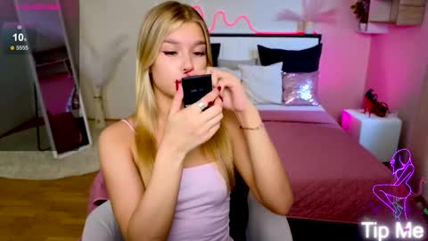 Snapshot of battymelody chatting on September 18, 2025, 10:06 am atty online show from September 18, 2025, 10:06 am