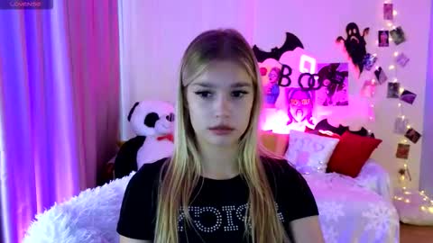 Snapshot of battymelody chatting on November 6, 2025, 10:05 am atty online show from November 6, 2025, 10:05 am