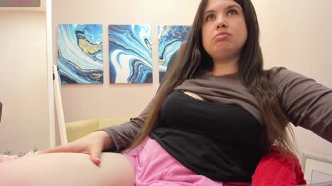 battymoll online show from January 31, 2025, 8:12 pm