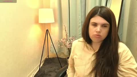 battymoll online show from May 17, 2026, 3:41 pm