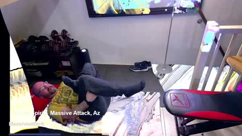 Snapshot of bazzz_8 chatting on January 25, 2025, 5:19 pm bazzz_8 online show from January 25, 2025, 5:19 pm