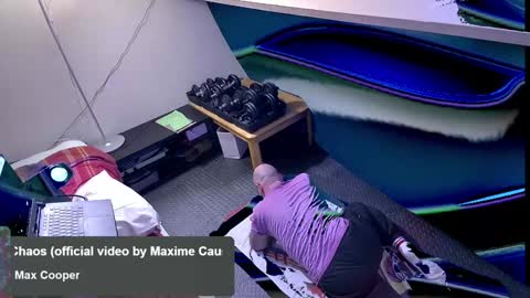 Snapshot of bazzz_8 chatting on January 27, 2025, 6:31 pm bazzz_8 online show from January 27, 2025, 6:31 pm