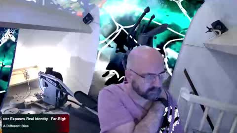 Snapshot of bazzz_8 chatting on February 9, 2025, 5:54 pm bazzz_8 online show from February 9, 2025, 5:54 pm