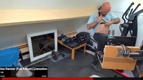 Snapshot of bazzz_8 chatting on October 24, 2025, 5:20 pm bazzz_8 online show from October 24, 2025, 5:20 pm