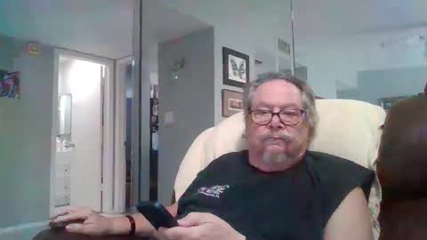 Single Grandpa in Florida. Love to C2C and have Fun Privately online show from January 12, 2026, 4:34 pm