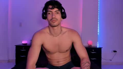 Valentino online show from January 3, 2025, 12:11 am