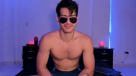 Valentino online show from January 4, 2025, 9:31 pm