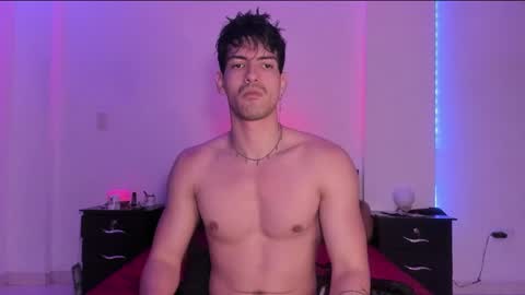 Valentino online show from February 18, 2025, 9:09 pm