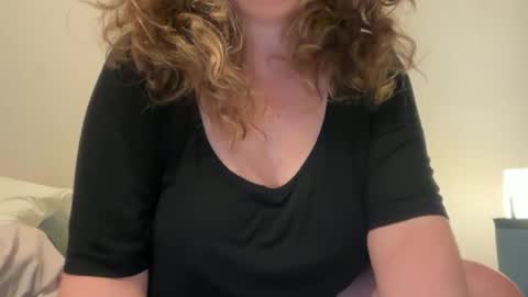 Snapshot of bbbecky33 chatting on June 13, 2026, 1:47 am bbbecky33 online show from June 13, 2026, 1:47 am