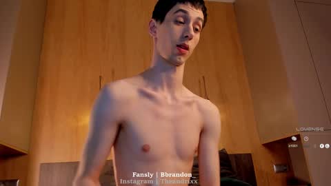 Snapshot of bbrandon_ chatting on March 6, 2025, 11:42 pm Brandon online show from March 6, 2025, 11:42 pm