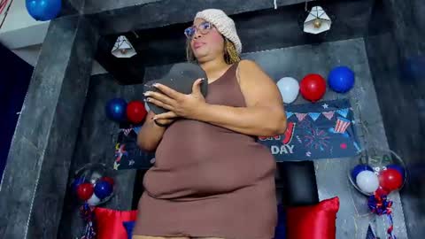Bbwlatina01 online show from July 2, 2026, 12:11 pm