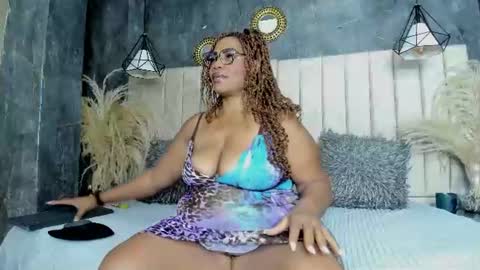 Bbwlatina01 online show from July 17, 2026, 11:50 am