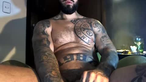 Snapshot of bby044 chatting on February 4, 2025, 11:05 am bby044 online show from February 4, 2025, 11:05 am