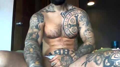 Snapshot of bby044 chatting on March 3, 2025, 11:44 am bby044 online show from March 3, 2025, 11:44 am