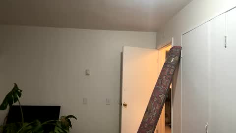 bby_julesss online show from January 1, 2025, 9:07 am