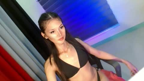 Snapshot of bby_zemira chatting on May 5, 2026, 11:18 am URE BBY ZEMIRA online show from May 5, 2026, 11:18 am
