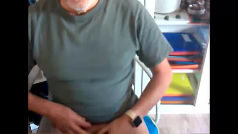 Snapshot of bcn1959 chatting on November 17, 2025, 1:39 pm bcn1959 online show from November 17, 2025, 1:39 pm