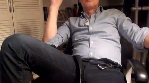 bd online show from November 17, 2025, 9:09 pm