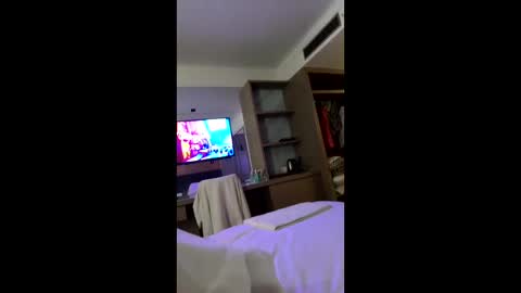 Snapshot of bdrvmark21 chatting on September 11, 2025, 2:06 pm bdrvmark21 online show from September 11, 2025, 2:06 pm