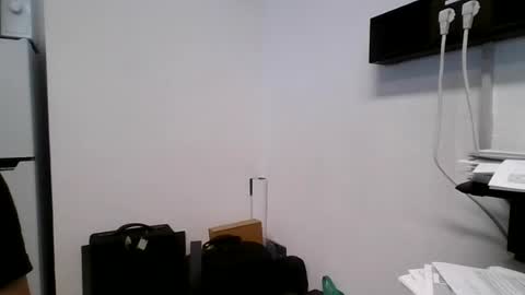 Snapshot of bdsm_s chatting on June 23, 2026, 7:50 am bdsm_s online show from June 23, 2026, 7:50 am