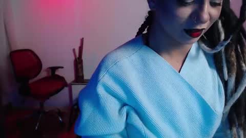 Ela online show from September 9, 2025, 2:44 am