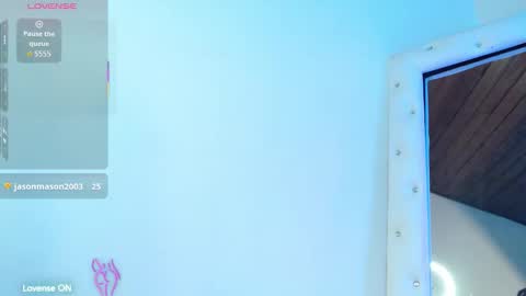 Ela online show from November 25, 2025, 4:34 am