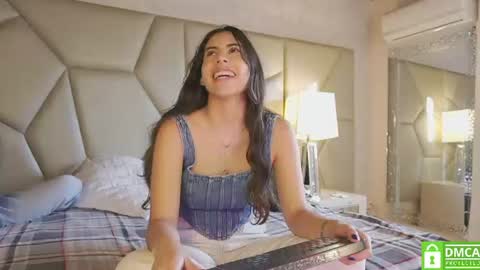Helena  Evan online show from July 14, 2026, 12:00 pm
