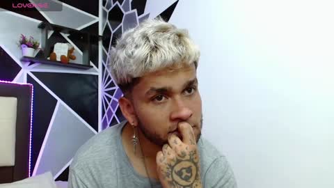 Sara  Juan online show from March 11, 2025, 2:32 am