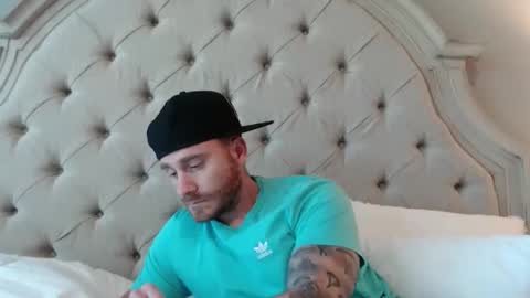 beachfun2526 online show from November 17, 2025, 6:24 pm