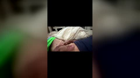 BeachGuy online show from December 1, 2025, 3:06 pm