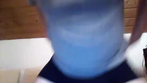 Snapshot of bear037 chatting on December 28, 2024, 5:33 am bear037 online show from December 28, 2024, 5:33 am