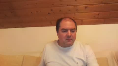 Snapshot of bear037 chatting on November 8, 2025, 12:00 am bear037 online show from November 8, 2025, 12:00 am