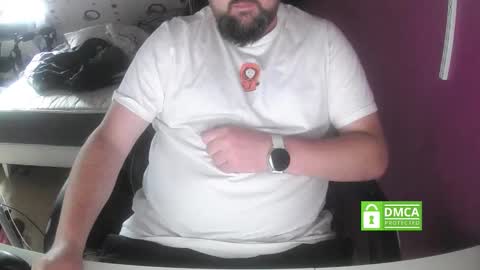 bear90130 online show from September 11, 2025, 9:09 am