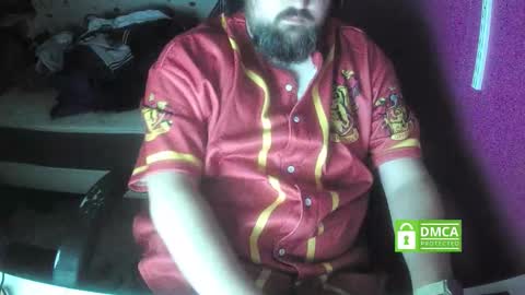 bear90130 online show from September 30, 2025, 5:51 pm